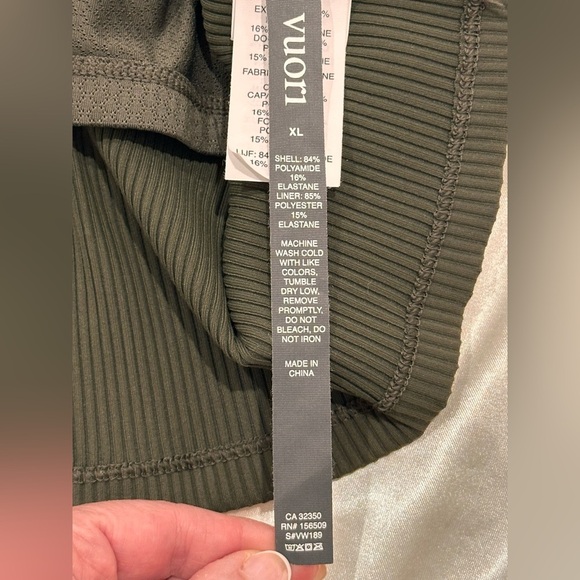 Vuori All The Feels Ribbed Strappy Tank Top Green Cropped Athleisure Yoga XL - Picture 8 of 11